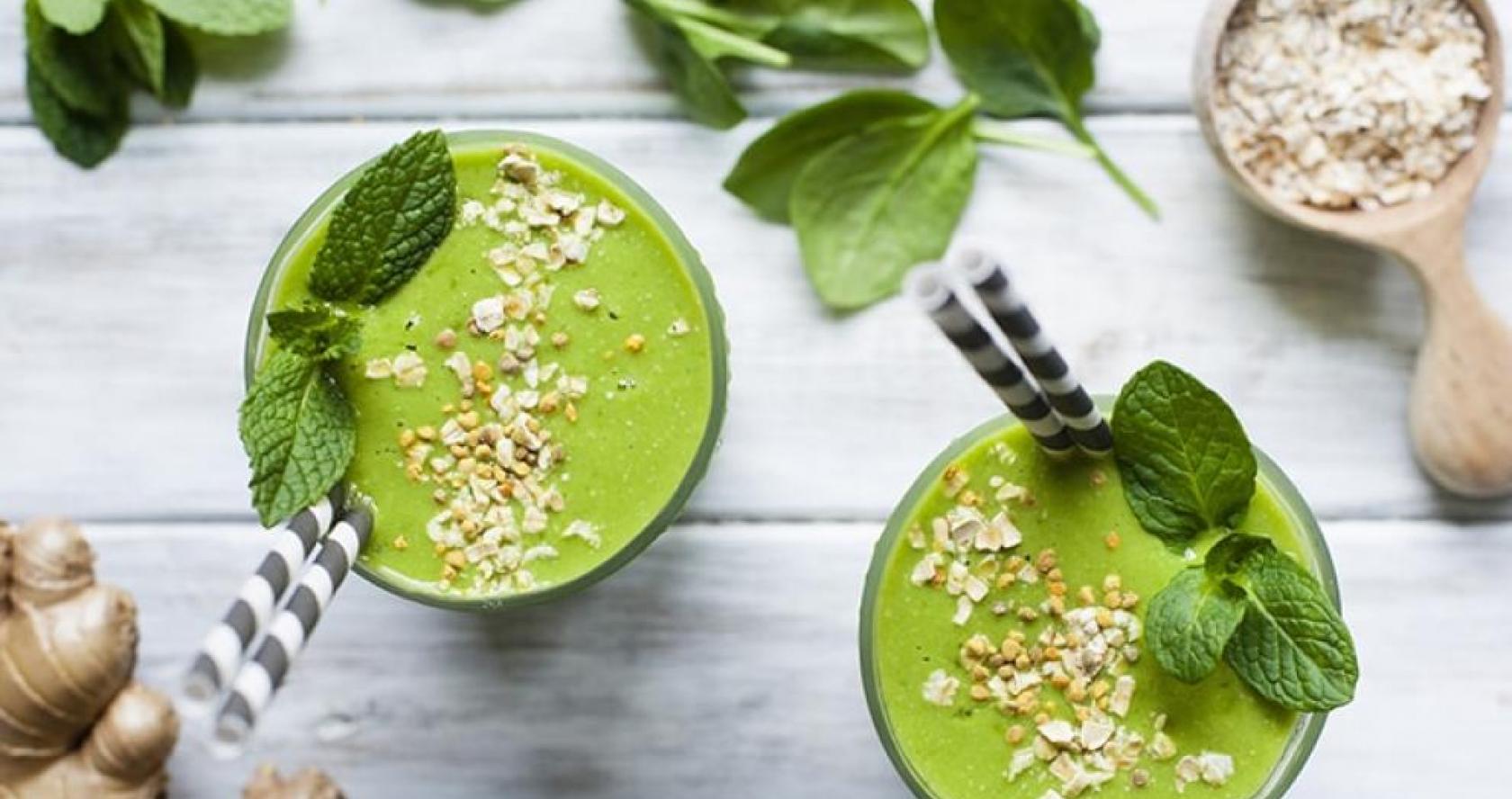 2 green smoothies